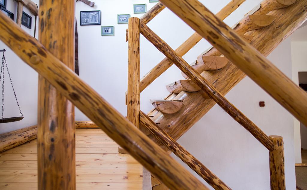 Casa Mosului - Transfagarasan Bed & Breakfast Кырцишоара Экстерьер фото